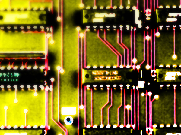 汽車(chē)產(chǎn)業(yè)變革下半場(chǎng)，智能汽車(chē)如何開(kāi)新局